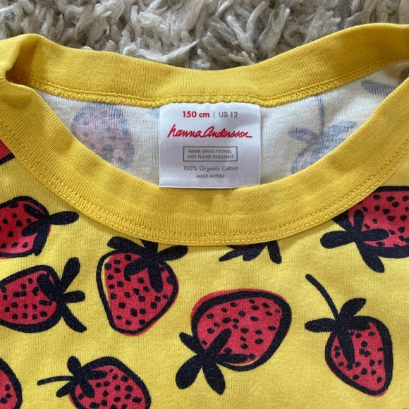 Hanna Andersson Pajama Top Strawberries Sz 12 - Picture 3 of 7